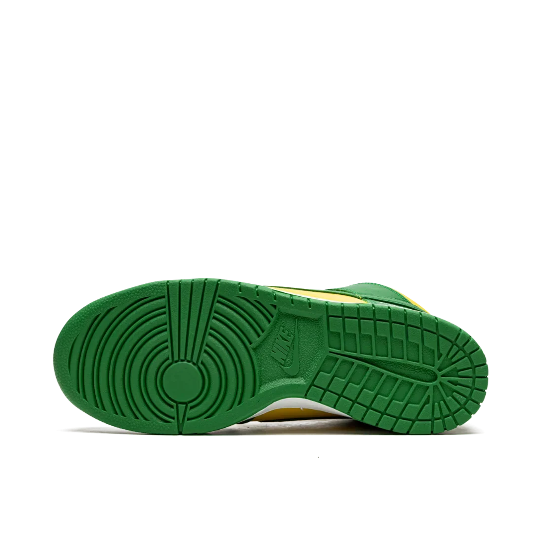Tênis Nike Dunk High SB 'Supreme By Any Means Brazil'