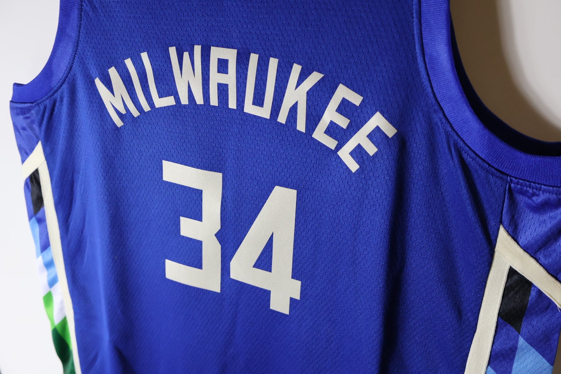 Regata NBA - Milwaukee Bucks City Edition 22/23 Swingman Version