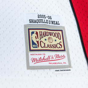 Regata NBA Miami Heat 2005/06 Mitchell & Ness Hardwood Classics Swingman Shaquille O'Neal 32 Branca